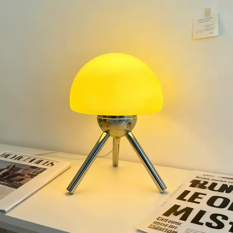 Petite Lampe de Chevet Beige